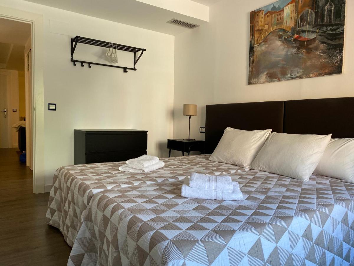 Lc Apartamentos Cesar Augusto Zaragoza Luaran gambar