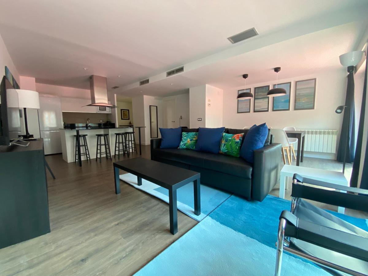 Lc Apartamentos Cesar Augusto Zaragoza Luaran gambar