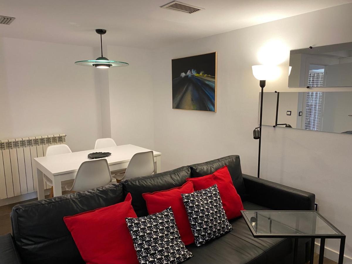 Lc Apartamentos Cesar Augusto Zaragoza Luaran gambar