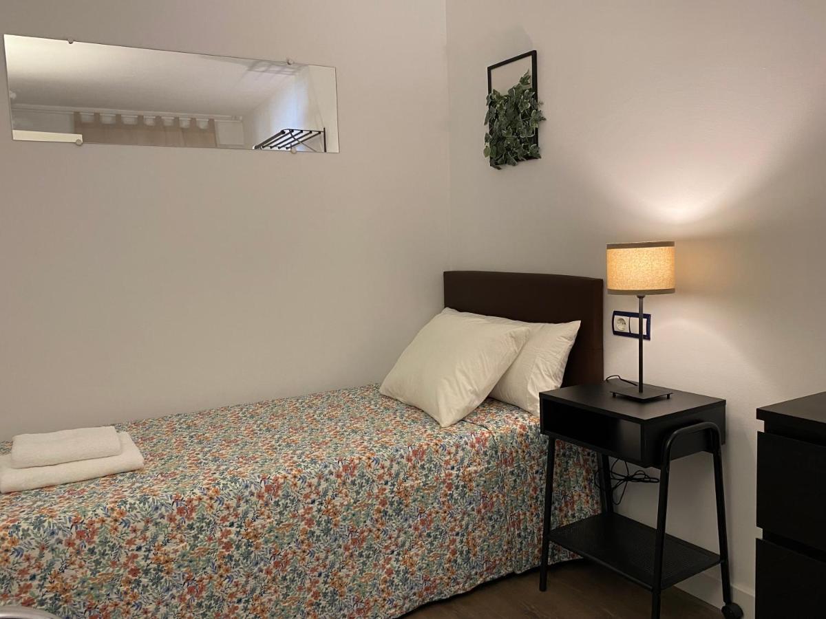 Lc Apartamentos Cesar Augusto Zaragoza Luaran gambar