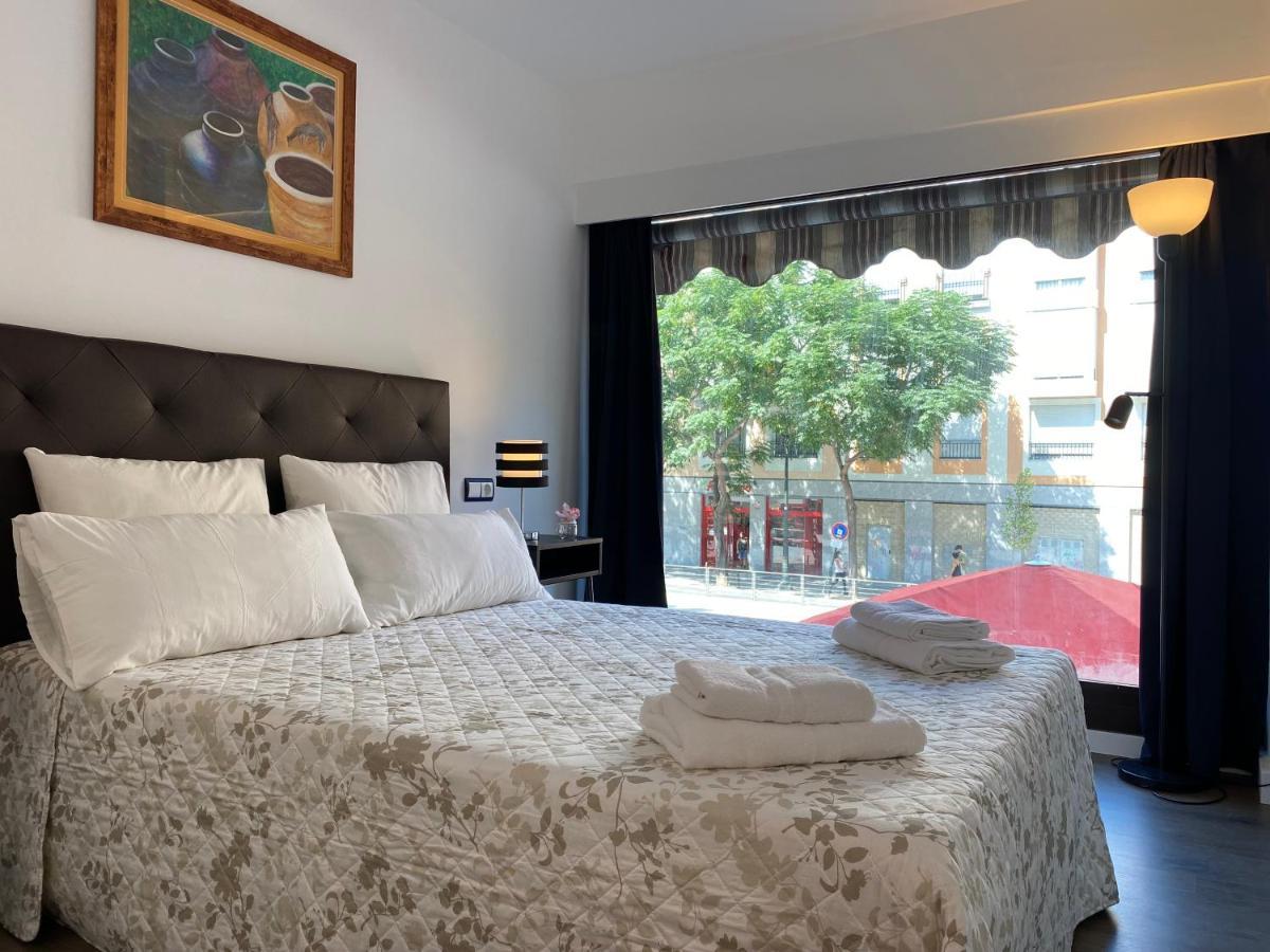 Lc Apartamentos Cesar Augusto Zaragoza Luaran gambar