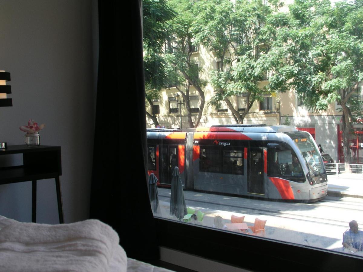 Lc Apartamentos Cesar Augusto Zaragoza Luaran gambar
