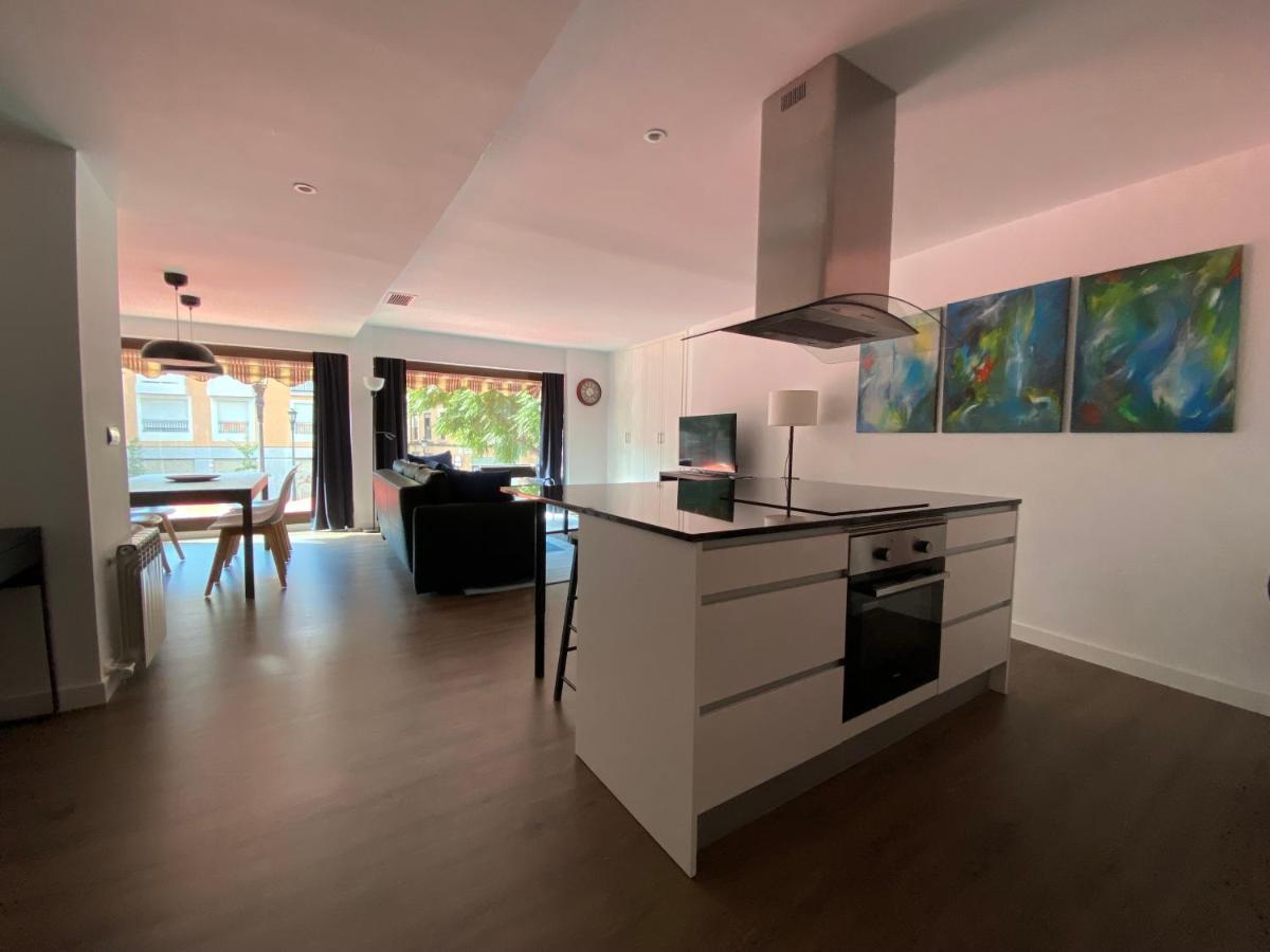 Lc Apartamentos Cesar Augusto Zaragoza Luaran gambar