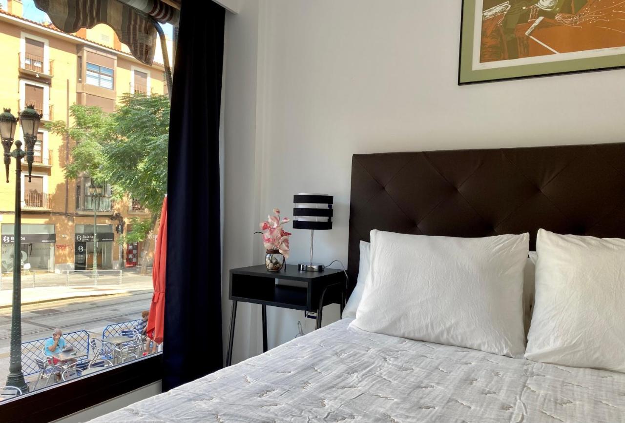 Lc Apartamentos Cesar Augusto Zaragoza Luaran gambar