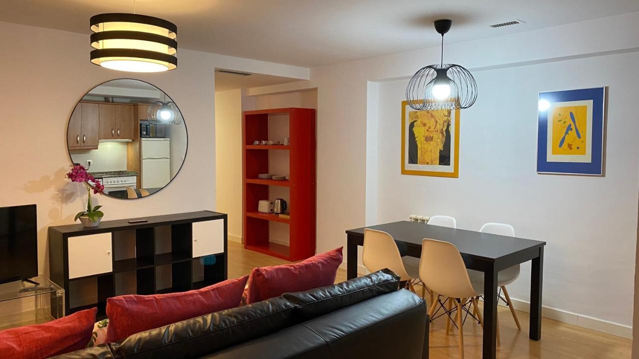 Lc Apartamentos Cesar Augusto Zaragoza Luaran gambar