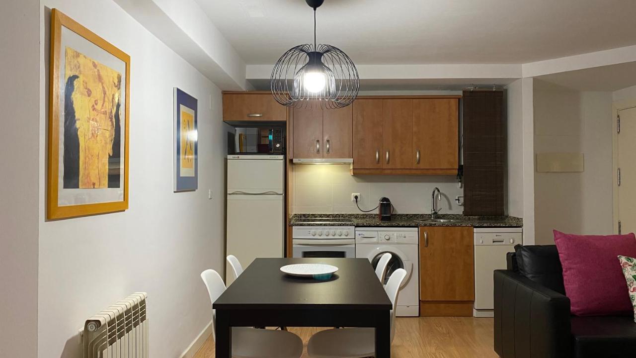 Lc Apartamentos Cesar Augusto Zaragoza Luaran gambar